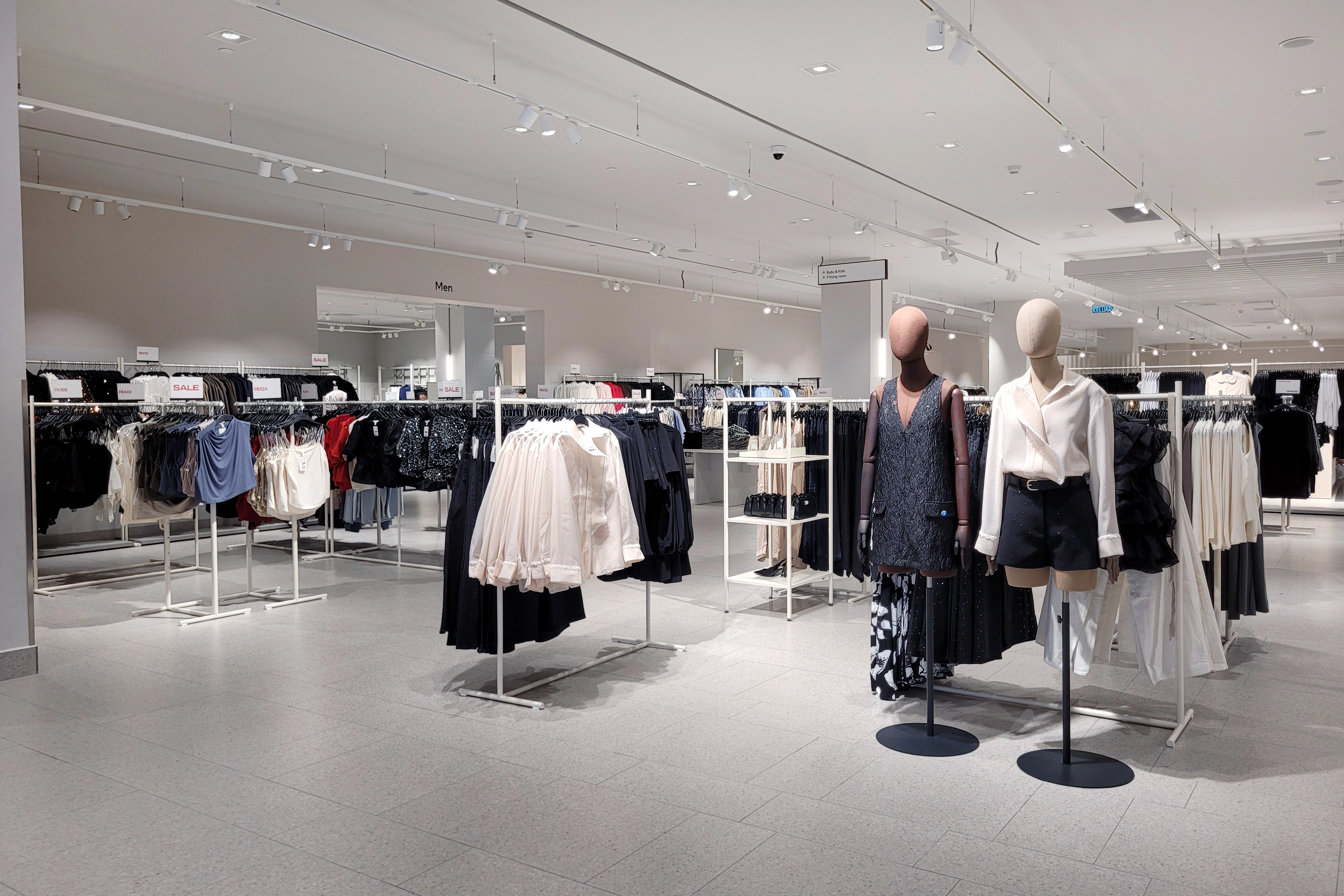 Why Flexible Financing Is Critical for Small Retailers Battling Fast Fashion Why Flexible Financing Is Critical for Small Retailers Battling Fast Fashion