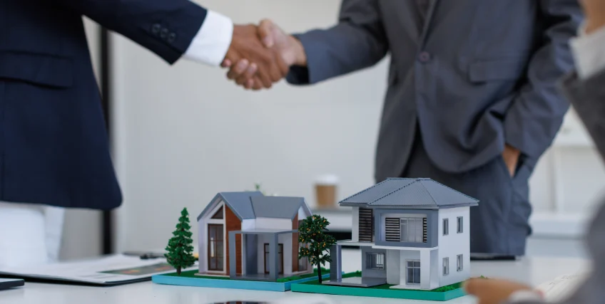 Small Business Guide to Understanding Commercial Real Estate Loan Rates Small Business Guide to Understanding Commercial Real Estate Loan Rates