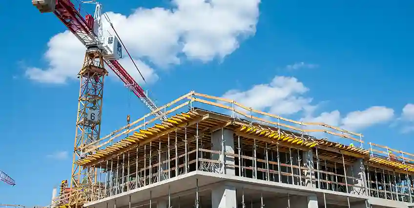 A Contractor’s Guide to Financing Commercial Construction with Business Loans A Contractor’s Guide to Financing Commercial Construction with Business Loans