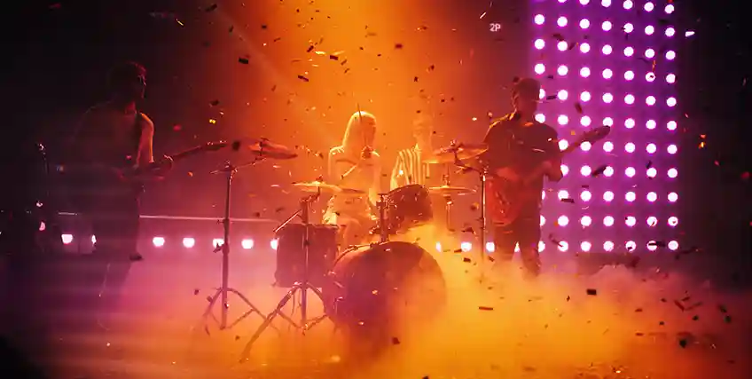 Line of Credit vs. Term Loan: Guide for Entertainment Businesses Line of Credit vs. Term Loan: Guide for Entertainment Businesses