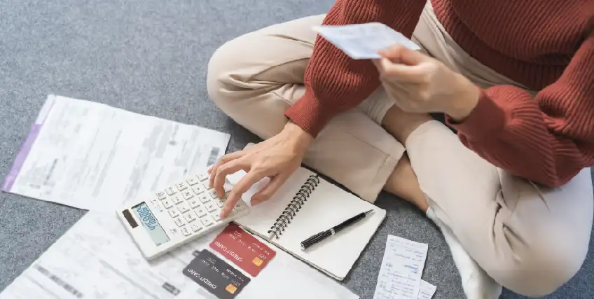 How to Use a Revolving Credit Loan to Survive Worst Sales Month How to Use a Revolving Credit Loan to Survive Worst Sales Month